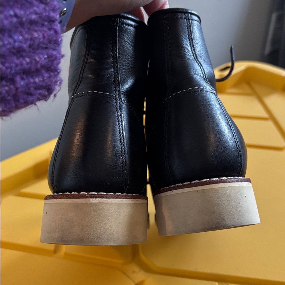 Red Wing Moc toe, 3373, 8.5 - Picture 3 of 6